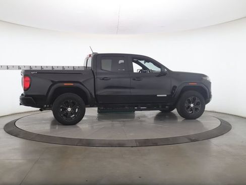 Used 2024 GMC Canyon Elevation w/ Convenience Package AWD/4WD image 3