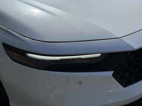 Used 2025 Honda Accord EX-L image 8