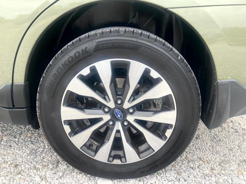 Used 2016 Subaru Outback 2.5i Limited AWD/4WD image 24