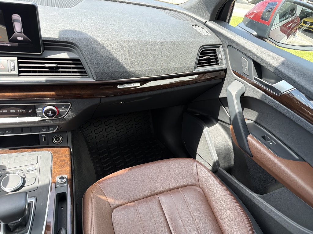 Used 2019 Audi Q5 2.0T Premium AWD/4WD image 20