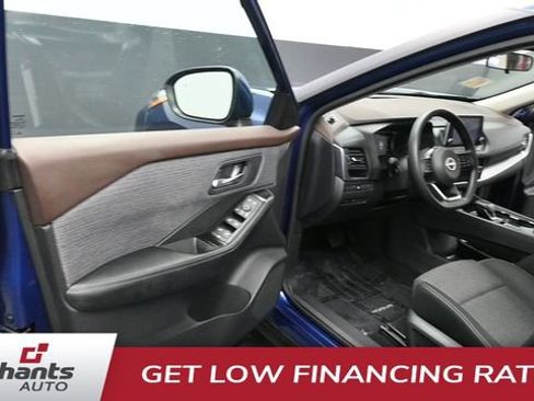 Used 2023 Nissan Rogue SV AWD/4WD image 28
