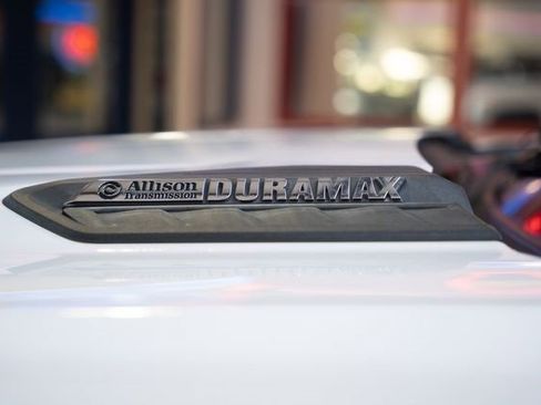 Used 2022 Chevrolet Silverado 2500 High Country w/ Technology Package image 38