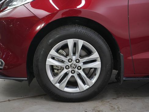 Used 2024 Toyota Sienna Limited AWD/4WD image 32