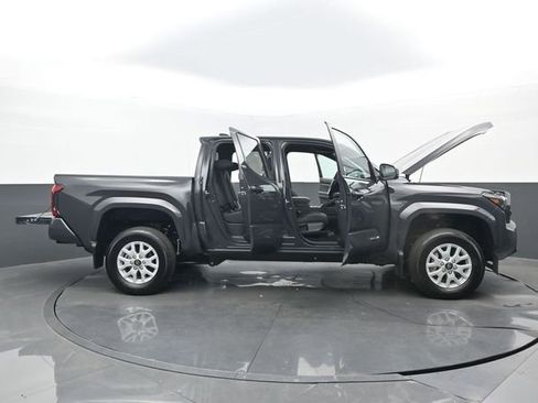 Used 2026 Toyota Tacoma SR5 RWD image 31