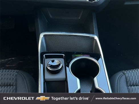 New 2026 Chevrolet Equinox LT w/ Safety and Technology Package image 17