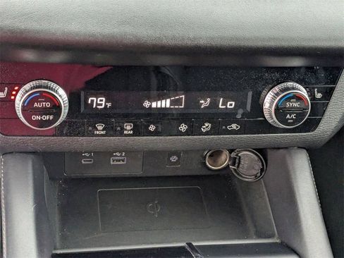 Used 2024 Mitsubishi Outlander SE FWD image 21