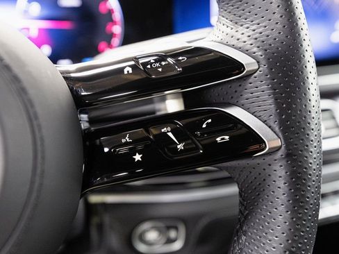 Certified 2024 Mercedes-Benz GLE 450 GLE 450 image 13