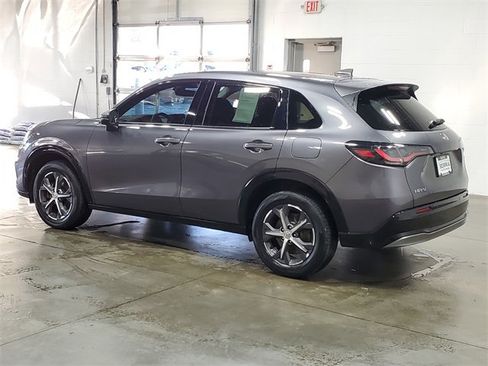 Certified 2023 Honda HR-V EX-L image 6
