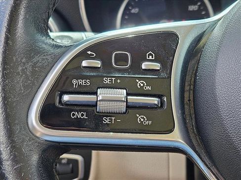 Certified 2020 Mercedes-Benz GLC 300 image 13