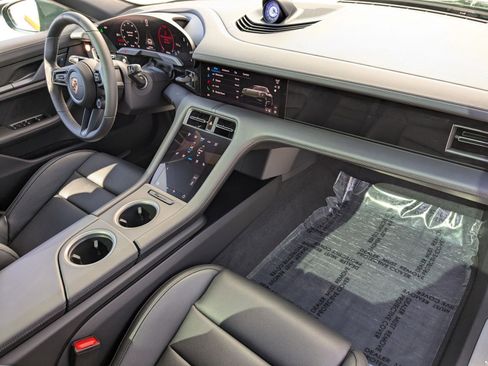 New 2026 Porsche Taycan RWD image 27