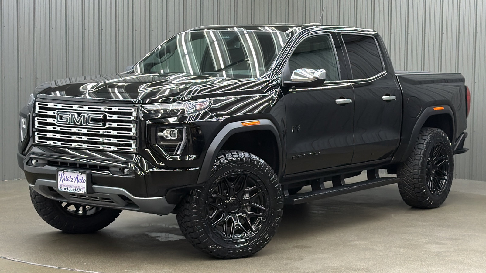 Used 2026 GMC Canyon Denali w/ LPO, Denali Black Edition AWD/4WD image 1