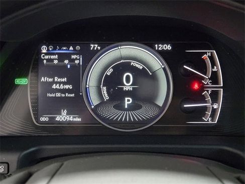 Certified 2022 Lexus ES 300h w/ Luxury Package image 36