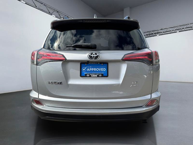 Used 2018 Toyota RAV4 LE w/ All Weather Liner Package AWD/4WD image 6