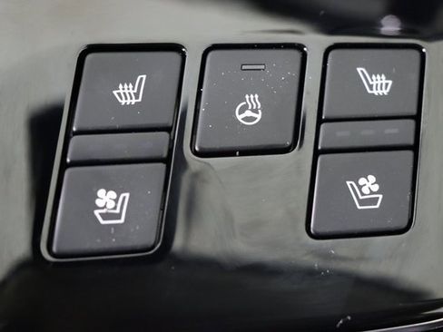 Used 2024 Kia Sportage SX image 36