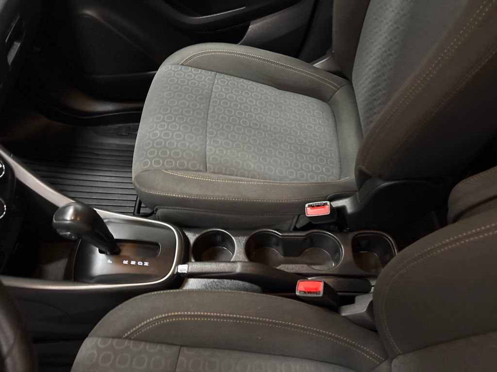 Used 2020 Chevrolet Trax LS w/ Tint and Cruise Package FWD image 17