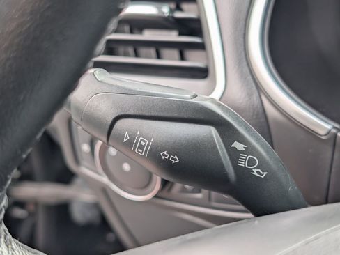 Used 2019 Ford Edge Titanium w/ Equipment Group 301A FWD image 38