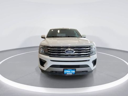 Used 2019 Ford Expedition XLT w/ Equipment Group 201A AWD/4WD image 3