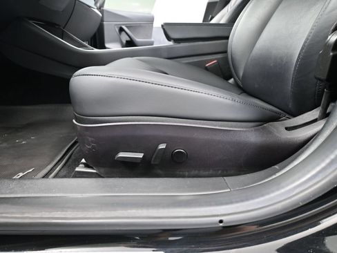 Used 2018 Tesla Model 3 Mid Range RWD image 19