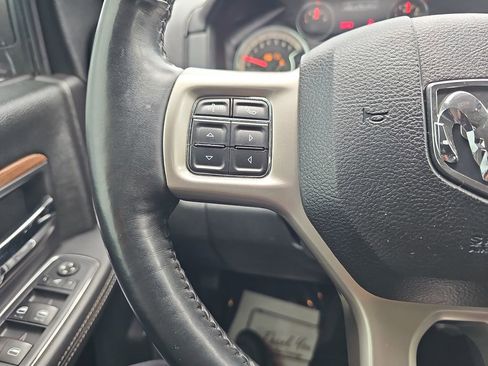 Used 2016 RAM 1500 Laramie w/ Convenience Group AWD/4WD image 20