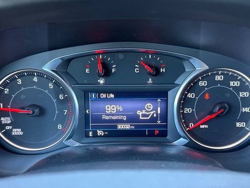 Used 2023 GMC Acadia SLE FWD image 42