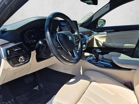 Used 2021 BMW 530i w/ Convenience Package RWD image 12