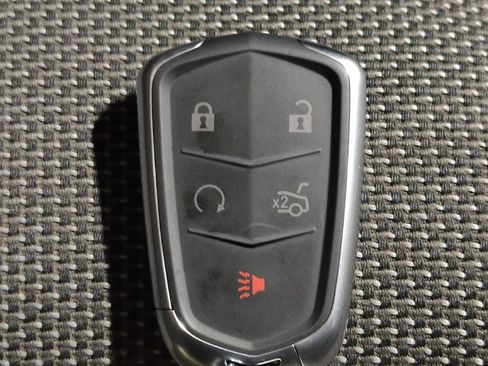 Used 2021 Chevrolet Traverse LT FWD image 32