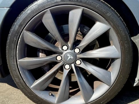 Used 2013 Tesla Model S Performance image 6