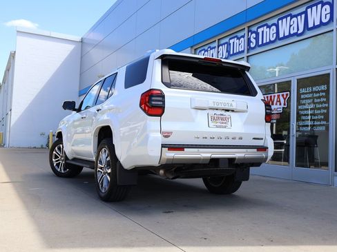 Used 2026 Toyota 4Runner Limited AWD/4WD image 41