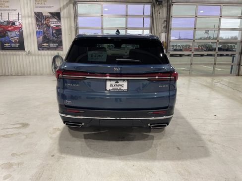 New 2026 Buick Enclave Preferred image 7