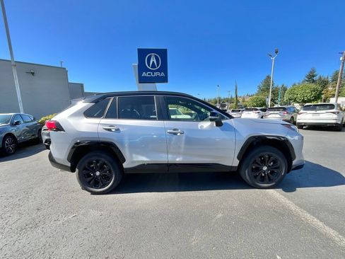 Used 2024 Toyota RAV4 XSE w/ Advanced Technology Package AWD/4WD image 8