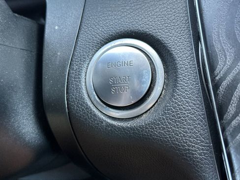 Used 2018 Mercedes-Benz GLC 300 image 23