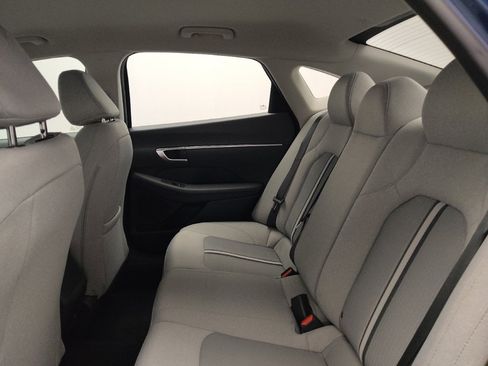 Used 2021 Hyundai Sonata SE FWD image 18