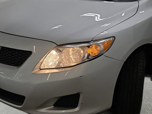 Used 2010 Toyota Corolla LE FWD image 29