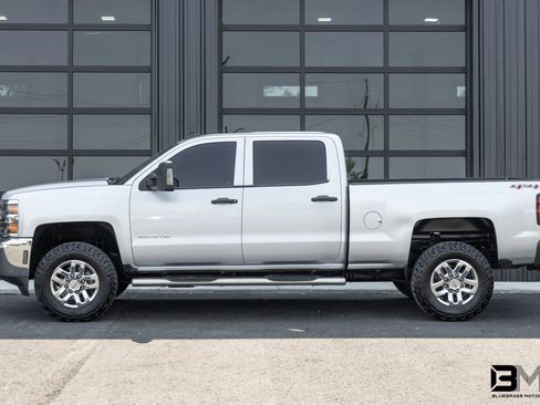 Used 2015 Chevrolet Silverado 2500 W/T w/ WT Convenience Package image 4