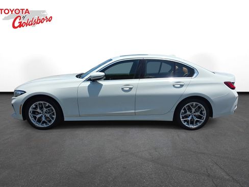 Used 2025 BMW 330i Sedan RWD image 8