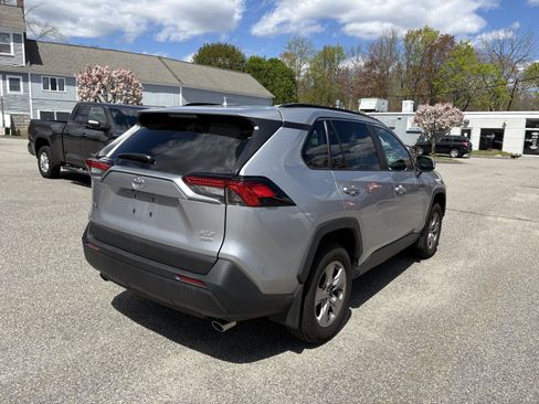 Used 2025 Toyota RAV4 XLE AWD/4WD image 7