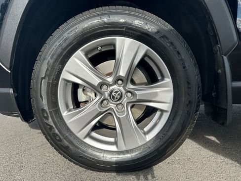 Used 2024 Toyota RAV4 LE AWD/4WD image 12