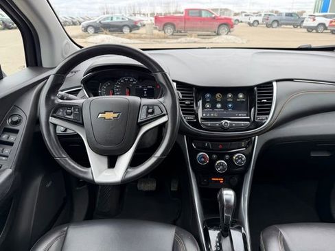 Used 2019 Chevrolet Trax Premier image 23