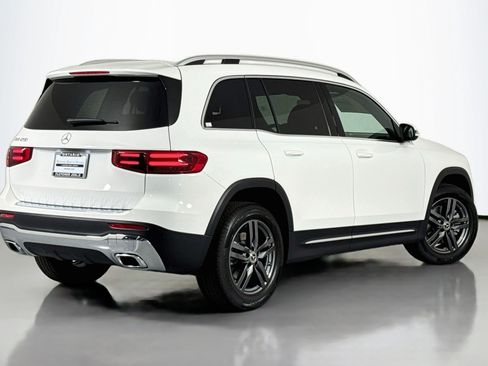 New 2026 Mercedes-Benz GLB 250 image 11