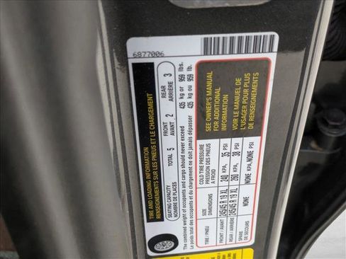 Used 2018 BMW 740i image 15