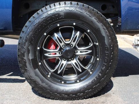 Used 2017 Chevrolet Silverado 1500 LTZ Z71 w/ LTZ Plus Package AWD/4WD image 21