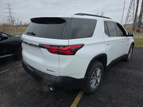Used 2023 Chevrolet Traverse LT image 7