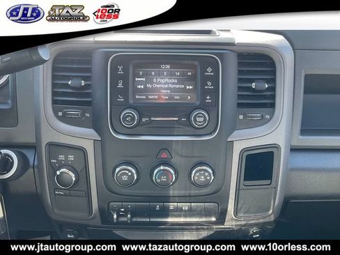 Used 2018 RAM 2500 Tradesman w/ Chrome Appearance Group AWD/4WD image 17