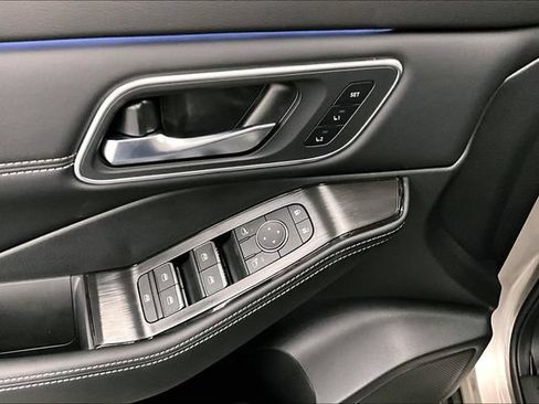 New 2026 Nissan Rogue Platinum AWD/4WD image 32