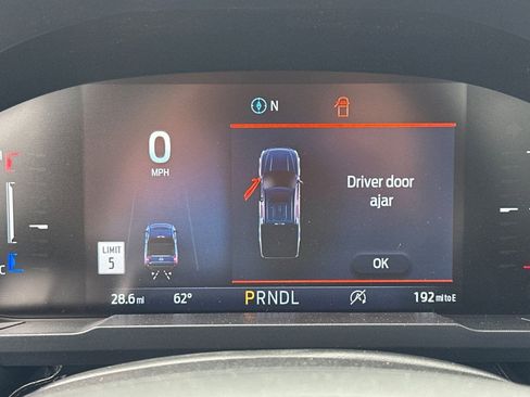 New 2025 Ford Maverick Lariat w/ 4K Tow Package image 25