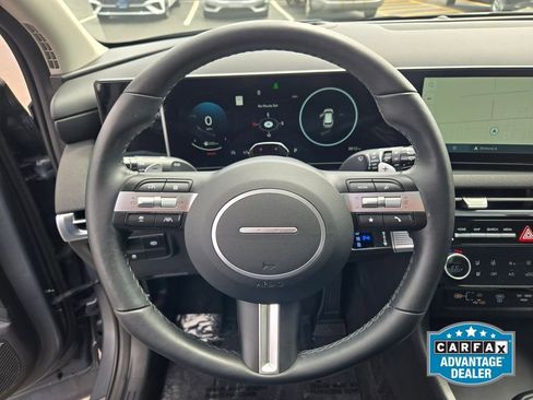 Certified 2025 Hyundai Tucson Limited AWD/4WD image 35