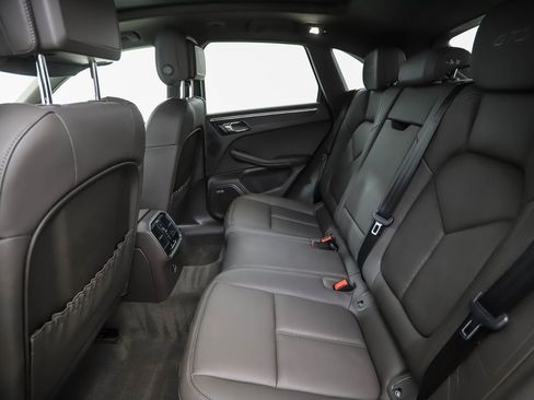 Used 2021 Porsche Macan GTS image 21