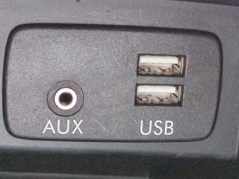 Used 2017 Subaru Forester 2.5i Limited image 22