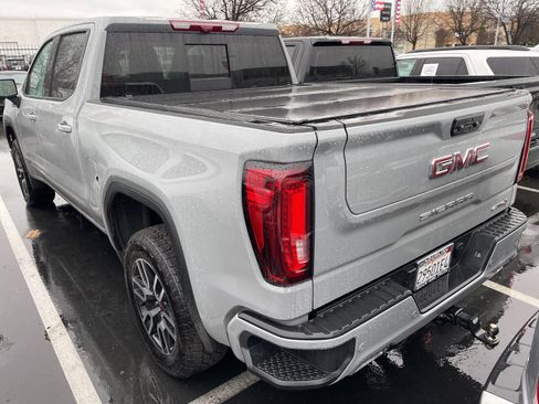 Used 2025 GMC Sierra 1500 AT4 w/ AT4 Premium Package image 2