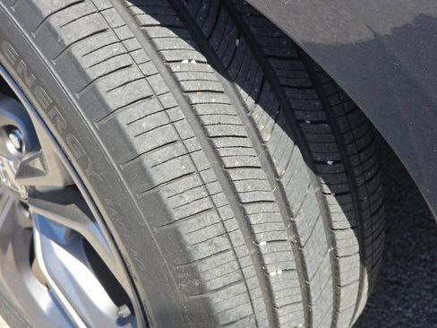 Used 2023 Honda Accord EX image 4
